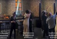 Bonner canta e dança "Evidências" em despedida do "Jornal Nacional"