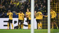 Borussia Dortmund goleia e complica Villareal na Champions League
