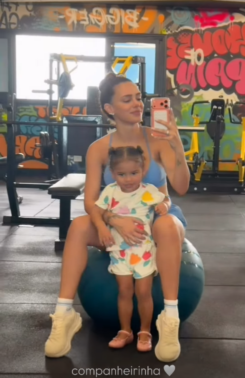 Bruna Biancardi treina com Mavie na academia • Instagram / Bruna Biancardi