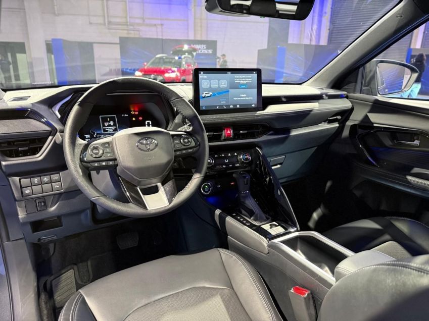 Interior do Yaris Cross • Rodrigo Barros/CNN