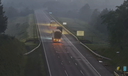 Vídeo mostra carreta trafegando antes de bloqueio no Rodoanel; veja