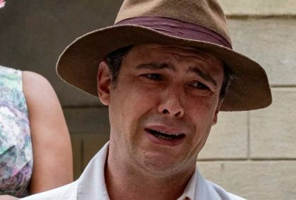 "Êta Mundo Melhor!": Candinho descobre que está pobre