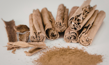 Por que se sopra canela no primeiro dia do mês? Entenda o significado