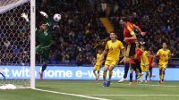 Goleiro do Cazaquistão adia classificação da Bélgica para a Copa do Mundo