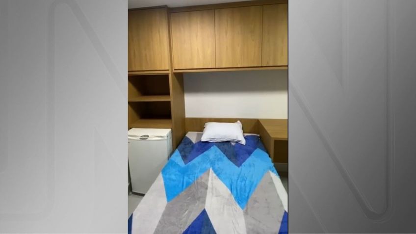 Sala onde Bolsonaro está preso na Superintendência da PF em Brasília • Reprodução