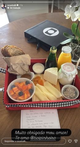 César Tralli mostra surpresa que ganhou de Tici Pinheiro • Instagram/César Tralli