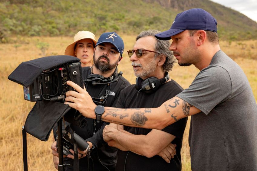 Equipe de direção e fotografia de "Coração Acelerado" confere como ficou cena rodada em cidades de Goiás •