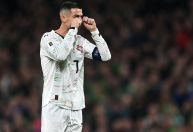 Fifa suspende punição e libera Cristiano Ronaldo para início da Copa