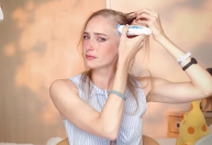 Após viver personagem com câncer, atriz é diagnosticada e raspa a cabeça