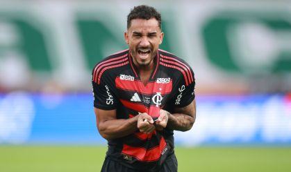 Veja gol de Danilo para o Flamengo na final da Libertadores