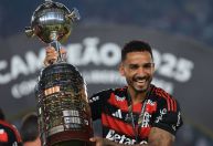 Danilo dedica Libertadores a familiar que faleceu na véspera da final