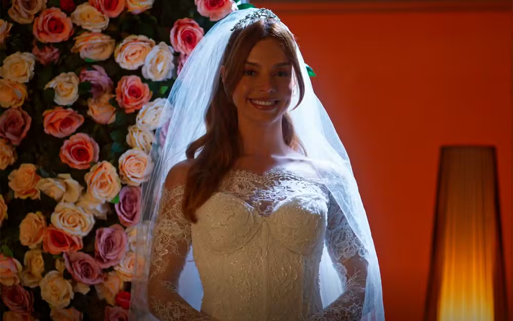 Kami sonha com vestido de noiva em "Dona de Mim" • Divulgação/Globo