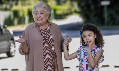 "Dona de Mim": Sofia foge da mansão com a avó