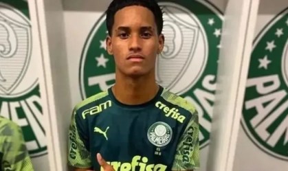 Diego Lima na época que atuava nas categorias de base do Palmeiras