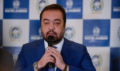 TSE começa julgamento que pode cassar Cláudio Castro nesta terça