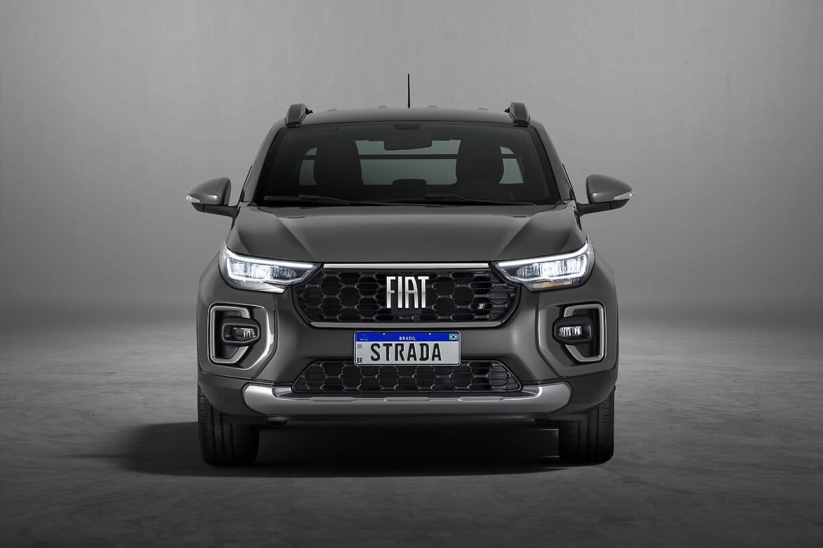 Fiat Strada tem faróis em LED com boa iluminação noturna • Divulgação