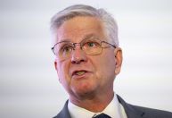 Waller, do Fed, defende corte nas taxas de juros na reunião de dezembro