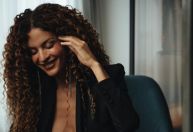 "Três Graças": ser trans não resume enredo de Viviane, diz Gabriela Loran