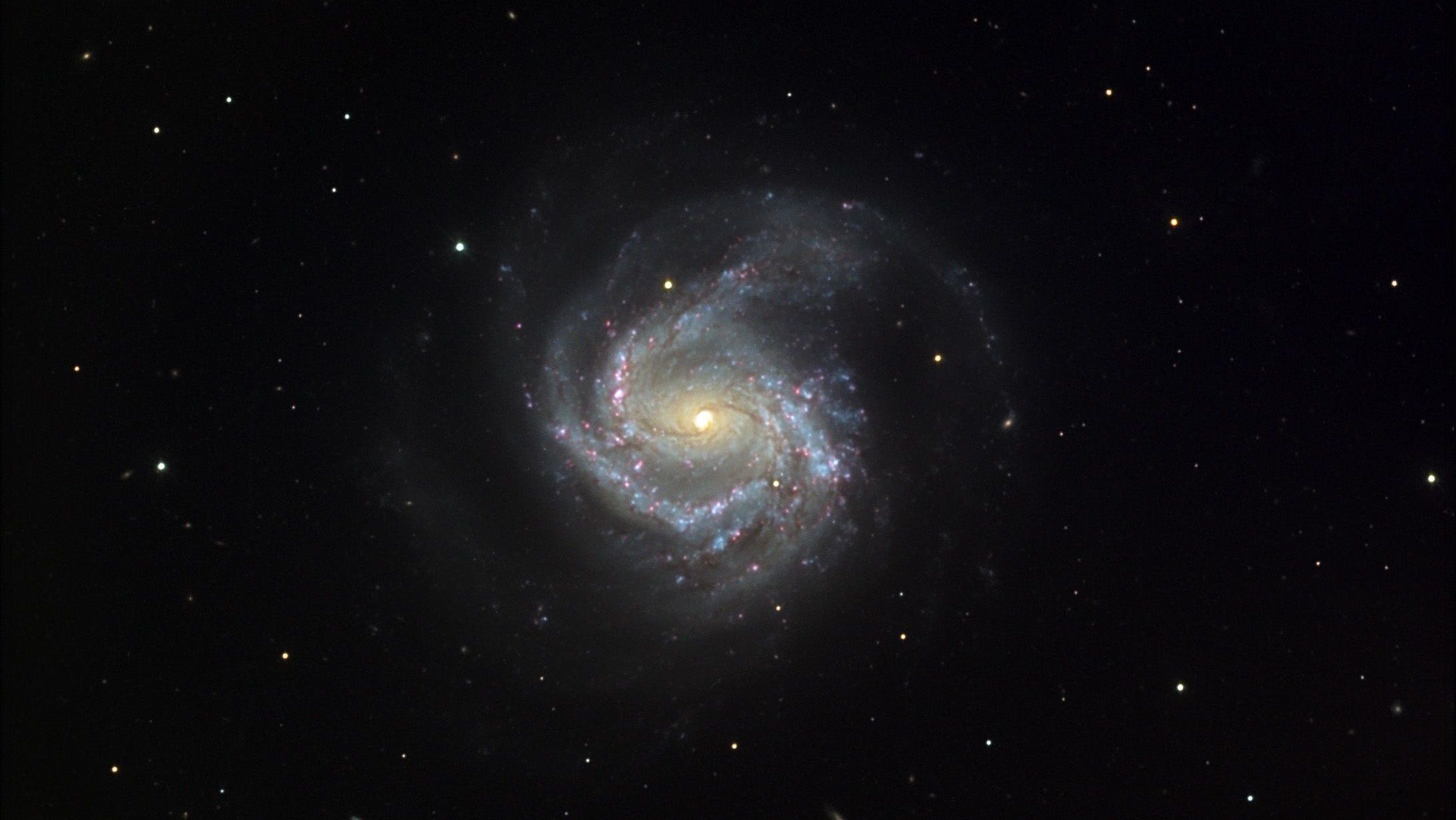 Galáxia Messier 61 registrada pelo telescópio do Observatório Vera C. Rubin, no Chile