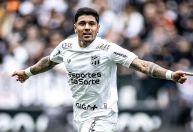 Ceará surpreende e vence Corinthians na Neo Química Arena pelo Brasileirão