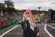 Adriane Galisteu vai ao GP de São Paulo após lançar série sobre Senna