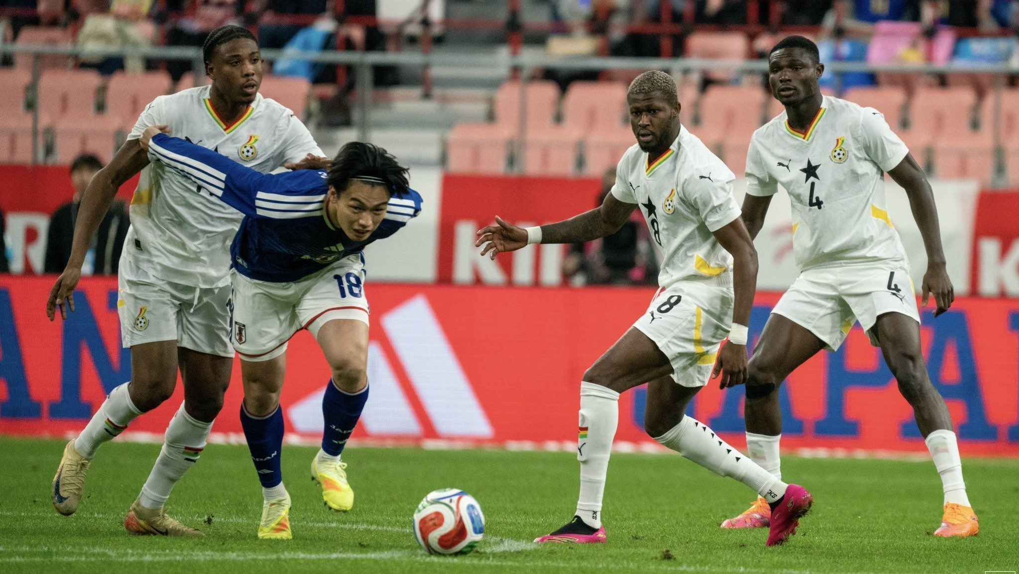 Amistoso entre Japão e Gana, no Estádio Toyota