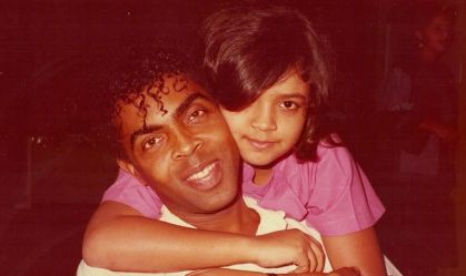 Em aniversário de morte, Gilberto Gil resgata foto antiga com Preta; veja
