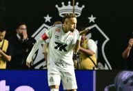 Sem marcar há três meses, Neymar abre o placar em Santos x Mirassol; veja
