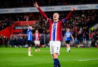 Haaland compra 70 hambúrgueres após goleada da Noruega nas Eliminatórias