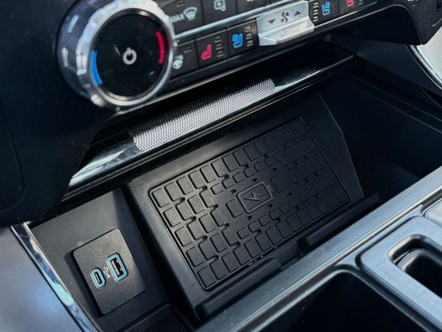 Carregador por indução não tem climatização • Rodrigo Barros/CNN Brasil