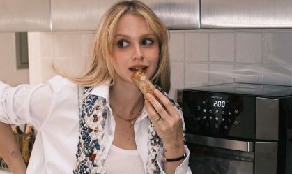 Internautas fazem meme com "riqueza" de Isa Scherer após polêmica