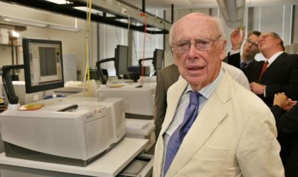 Morre James Watson, um dos descobridores do DNA, aos 97 anos