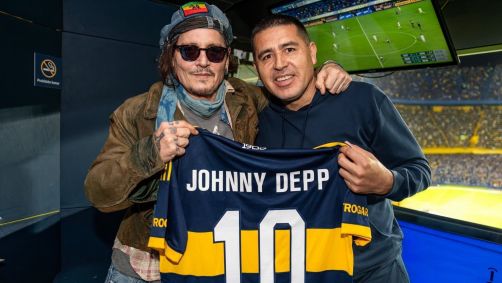 Johnny Depp e Juan Román Riquelme em Boca Juniors 2 x 0 Tigre, pelo Campeonato Argentino
