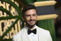 Jonathan Bailey é eleito o homem mais sexy de 2025 pela revista People