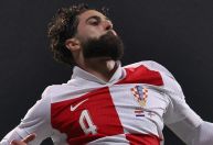 Croácia leva susto, mas vira contra a Ilhas Faroe e carimba vaga na Copa