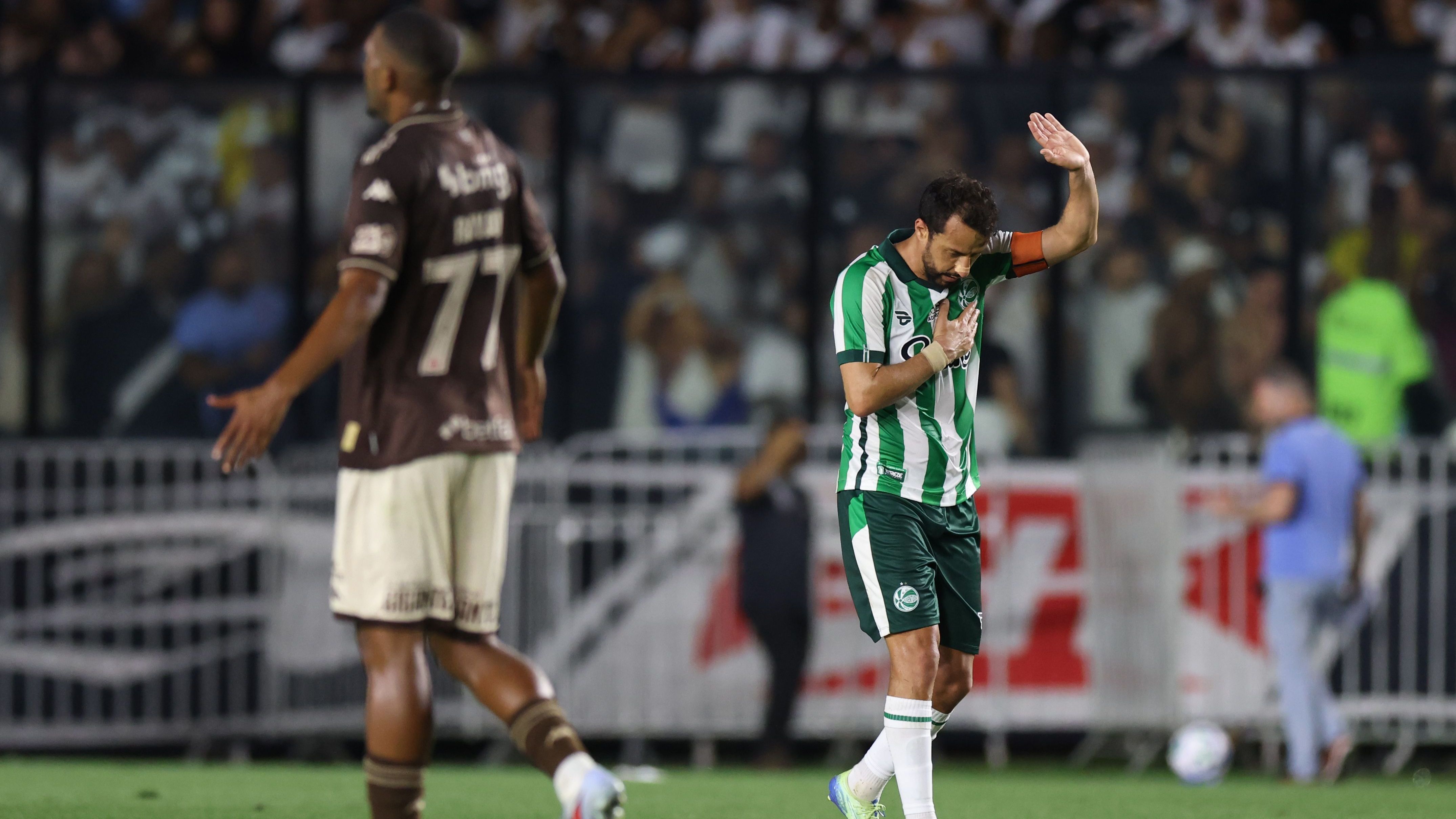 Nenê fez o gol da vitória do Juventude contra o Vasco
