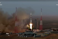 Nave leva russos e americano à Estação Espacial Internacional