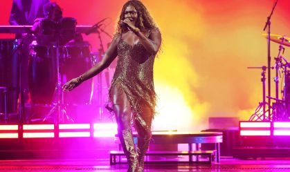 Confira as principais performances do Grammy Latino