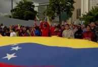 Apoiadores de Maduro protestam na Venezuela contra escalada militar dos EUA