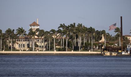 Serviço Secreto dos EUA mata homem que tentou invadir resort de Trump