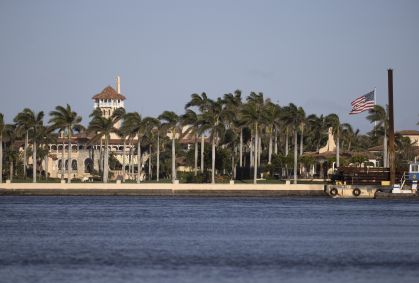 Serviço Secreto dos EUA mata homem que tentou invadir resort de Trump