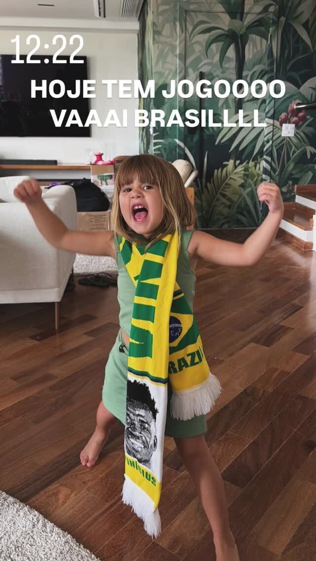 Virginia mostra Maria Alice torcendo por Vini Jr. • Instagram / Virginia