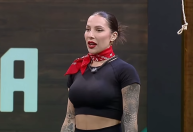 "A Fazenda": Martina Sanzi é expulsa após superbriga em festa