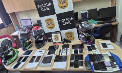 Três pessoas são presas em operação contra receptação de celulares em SP