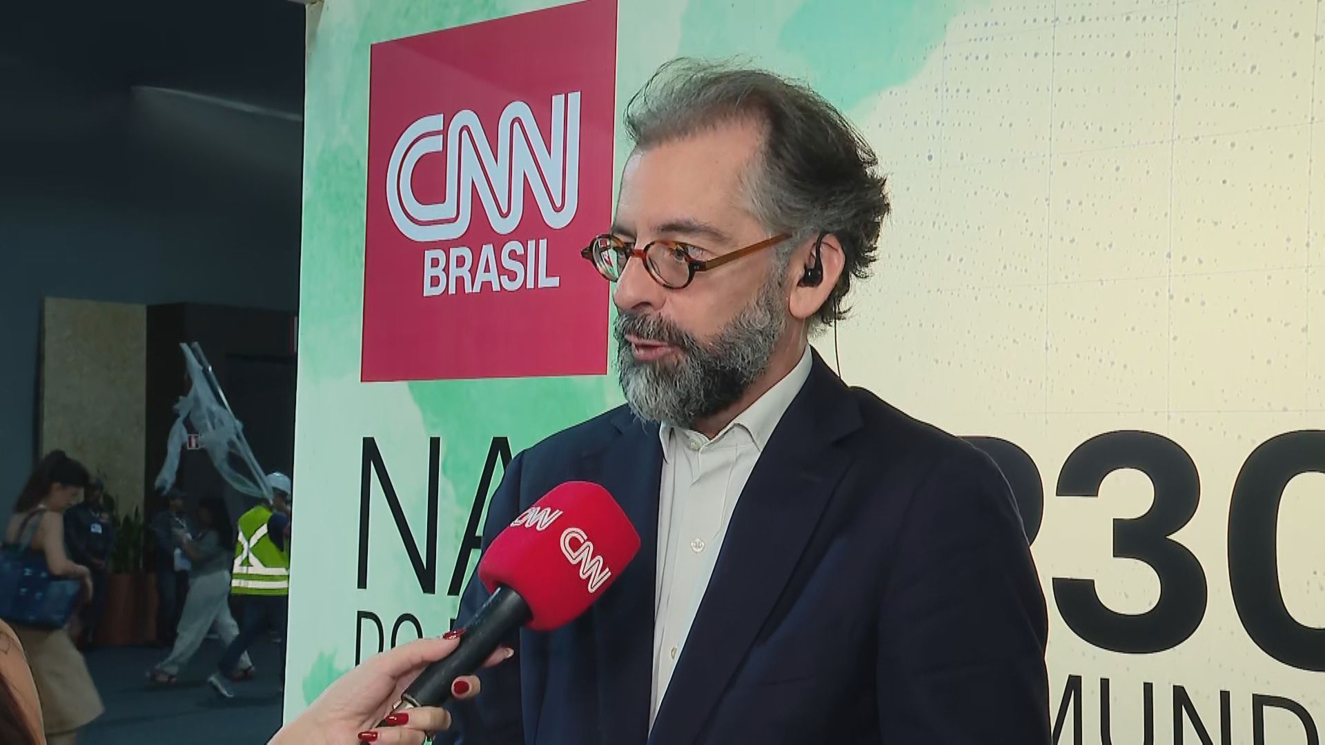 mauricio lyrio