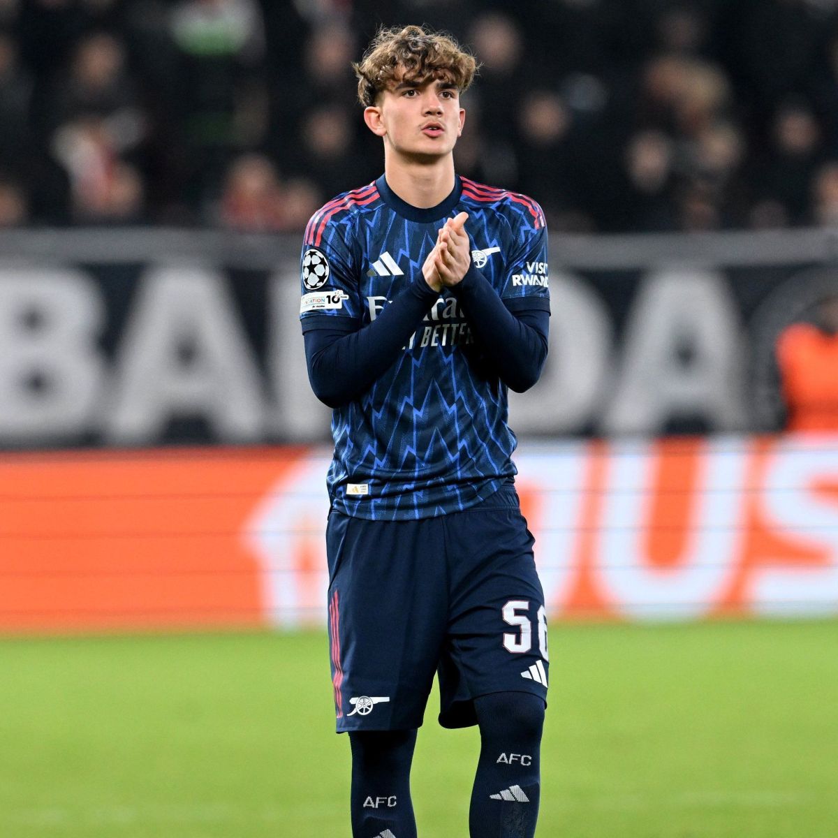 アーセナル　Max DOWMAN 56 長袖サッカー Arsenal F.C. Arsenal: Max Dowman se torna o jogador mais jovem a atuar na