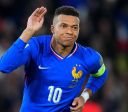 Mbappé marca, França goleia a Ucrânia e garante vaga na Copa