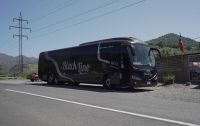 Mercedes lança ônibus que desafia pedras de sal e regiões andinas