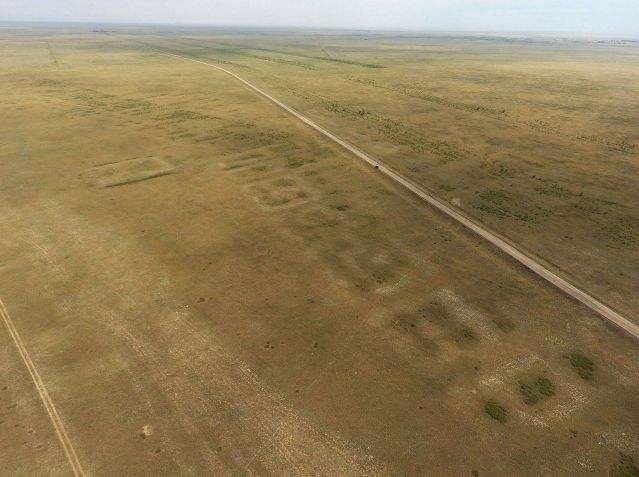 Fotografia aérea do sítio arqueológico de Semiyarka, tirada por drone em julho de 2018 • Courtesy Peter J. Brown via CNN Newsource