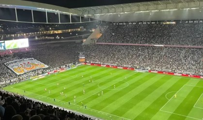 Neo Química Arena apresentou problemas na iluminação